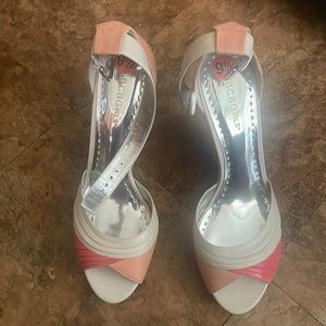 Wedge open toe shoes